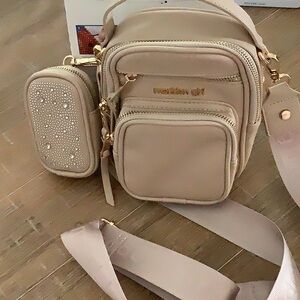 Madden Girl  small shoulderbag